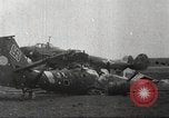 Immagine di Petlyakov sovietica Pe-2 bombardieri L'Ucraina, 1944, secondo 23 filmato di repertorio 65675065834