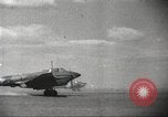 Immagine di Petlyakov sovietica Pe-2 bombardieri L'Ucraina, 1944, secondo 46 filmato di repertorio 65675065834