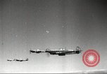 Immagine di Petlyakov sovietica Pe-2 bombardieri L'Ucraina, 1944, secondo 62 filmato di repertorio 65675065834