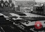 Standbild Sowjetische Truppen 1935 May Day Parade Moskau Russland Sowjetunion, 1935, aus Sekunde 13 historischem Filmmaterial Videoclip 65675065839