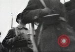 Standbild Sowjetische Truppen 1935 May Day Parade Moskau Russland Sowjetunion, 1935, aus Sekunde 22 historischem Filmmaterial Videoclip 65675065839