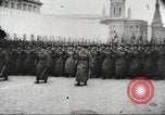Image les troupes soviétiques Moscou Russie Union Soviétique, 1935, de la seconde 18 séquences d'archives historiques vidéo 65675065841