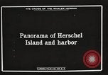 Image Harbour l'île Herschel Canada, 1914, de la seconde 3 séquences d'archives historiques vidéo 65675065851