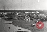 Image Harbour l'île Herschel Canada, 1914, de la seconde 18 séquences d'archives historiques vidéo 65675065851