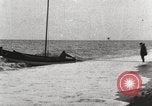Image des fournitures l'île Banks Canada, 1914, de la seconde 27 séquences d'archives historiques vidéo 65675065852