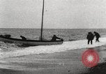 Image des fournitures l'île Banks Canada, 1914, de la seconde 33 séquences d'archives historiques vidéo 65675065852