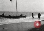 Image des fournitures l'île Banks Canada, 1914, de la seconde 37 séquences d'archives historiques vidéo 65675065852