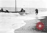 Image des fournitures l'île Banks Canada, 1914, de la seconde 39 séquences d'archives historiques vidéo 65675065852