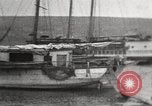 Image des épaves de navires Canada, 1914, de la seconde 29 séquences d'archives historiques vidéo 65675065854