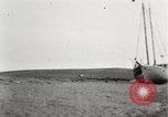 Image des épaves de navires Canada, 1914, de la seconde 54 séquences d'archives historiques vidéo 65675065854