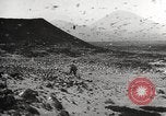Standbild Vögel auf Ascension Island Himmelfahrtsinsel, 1922, aus Sekunde 18 historischem Filmmaterial Videoclip 65675065872