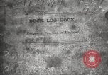 Standbild Ernest Shackleton's Tod und Grab Grytviken Südgeorgien, 1922, aus Sekunde 8 historischem Filmmaterial Videoclip 65675065873