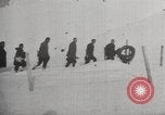Standbild Ernest Shackleton's Tod und Grab Grytviken Südgeorgien, 1922, aus Sekunde 13 historischem Filmmaterial Videoclip 65675065873