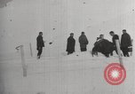 Standbild Ernest Shackleton's Tod und Grab Grytviken Südgeorgien, 1922, aus Sekunde 19 historischem Filmmaterial Videoclip 65675065873