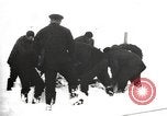 Standbild Ernest Shackleton's Tod und Grab Grytviken Südgeorgien, 1922, aus Sekunde 40 historischem Filmmaterial Videoclip 65675065873