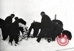 Standbild Ernest Shackleton's Tod und Grab Grytviken Südgeorgien, 1922, aus Sekunde 51 historischem Filmmaterial Videoclip 65675065873
