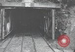 Image L'extraction de charbon en Géorgie soviétique Tkibuli République socialiste soviétique de Géorgie, 1930, de la seconde 42 séquences d'archives historiques vidéo 65675065901