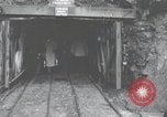 Image L'extraction de charbon en Géorgie soviétique Tkibuli République socialiste soviétique de Géorgie, 1930, de la seconde 45 séquences d'archives historiques vidéo 65675065901