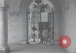Standbild Liwadia-palast und Krim Sehenswürdigkeiten Krim Sowjetunion, 1930, aus Sekunde 15 historischem Filmmaterial Videoclip 65675065905