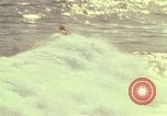 Immagine di Una spiaggia Honolulu Hawaii USA, 1967, secondo 60 filmato di repertorio 65675065910