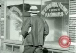 Image magasins polonais Bridgeport Connecticut USA, 1941, de la seconde 11 séquences d'archives historiques vidéo 65675065920