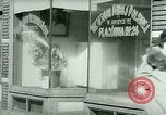 Image magasins polonais Bridgeport Connecticut USA, 1941, de la seconde 16 séquences d'archives historiques vidéo 65675065920