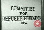 Standbild Einwanderer und Flüchtlinge lernen Nutzung von Telefon New York United States USA, 1941, aus Sekunde 3 historischem Filmmaterial Videoclip 65675065923
