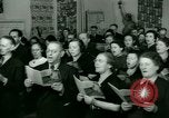 Standbild Erwachsenenbildung United States USA, 1941, aus Sekunde 16 historischem Filmmaterial Videoclip 65675065924