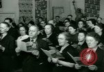 Standbild Erwachsenenbildung United States USA, 1941, aus Sekunde 29 historischem Filmmaterial Videoclip 65675065924