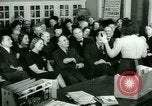 Standbild Erwachsenenbildung United States USA, 1941, aus Sekunde 21 historischem Filmmaterial Videoclip 65675065926