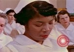Standbild diverse American Jobs durchgeführt in 1950s United States USA, 1958, aus Sekunde 12 historischem Filmmaterial Videoclip 65675065927