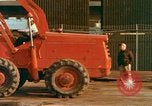 Standbild diverse American Jobs durchgeführt in 1950s United States USA, 1958, aus Sekunde 37 historischem Filmmaterial Videoclip 65675065927