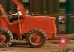 Standbild diverse American Jobs durchgeführt in 1950s United States USA, 1958, aus Sekunde 38 historischem Filmmaterial Videoclip 65675065927