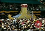 Standbild Mardi Gras New Orleans Louisiana USA, 1978, aus Sekunde 33 historischem Filmmaterial Videoclip 65675065935