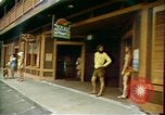 Standbild Strand Maui Hawaii United States USA, 1978, aus Sekunde 58 historischem Filmmaterial Videoclip 65675065940