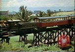 Standbild Strand Maui Hawaii United States USA, 1978, aus Sekunde 27 historischem Filmmaterial Videoclip 65675065941
