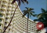 Standbild Strand Maui Hawaii United States USA, 1978, aus Sekunde 53 historischem Filmmaterial Videoclip 65675065941