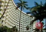 Standbild Strand Maui Hawaii United States USA, 1978, aus Sekunde 55 historischem Filmmaterial Videoclip 65675065941