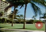 Standbild Strand Maui Hawaii United States USA, 1978, aus Sekunde 57 historischem Filmmaterial Videoclip 65675065941