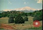 Standbild Pikes Peak Colorado United States USA, 1978, aus Sekunde 55 historischem Filmmaterial Videoclip 65675065947