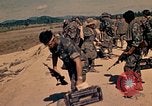 Immagine di Xxiii divisione di fanteria Il Vietnam, 1971, secondo 34 filmato di repertorio 65675065953