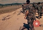 Immagine di Xxiii divisione di fanteria Il Vietnam, 1971, secondo 38 filmato di repertorio 65675065953