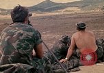 Image 23e Division d'infanterie Vietnam, 1971, de la seconde 23 séquences d'archives historiques vidéo 65675065955
