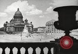 Immagine di Vorovsky Square Leningrado Russia Unione Sovietica, 1942, secondo 1 filmato di repertorio 65675065981
