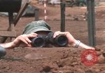 Standbild United States Marine Sniper duty Vietnam Krieg Khe Sanh Vietnam, 1968, aus Sekunde 46 historischem Filmmaterial Videoclip 65675065993
