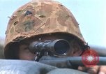 Standbild United States Marine Sniper duty Vietnam Krieg Khe Sanh Vietnam, 1968, aus Sekunde 50 historischem Filmmaterial Videoclip 65675065993