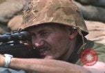 Standbild United States Marine Sniper duty Vietnam Krieg Khe Sanh Vietnam, 1968, aus Sekunde 57 historischem Filmmaterial Videoclip 65675065993