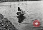 Standbild schwimmen Rohr Long Beach California USA, 1933, aus Sekunde 56 historischem Filmmaterial Videoclip 65675066030