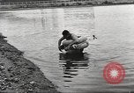 Standbild schwimmen Rohr Long Beach California USA, 1933, aus Sekunde 58 historischem Filmmaterial Videoclip 65675066030