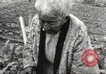 Standbild 128 Jahre alte Frau Delhi California USA, 1933, aus Sekunde 17 historischem Filmmaterial Videoclip 65675066032
